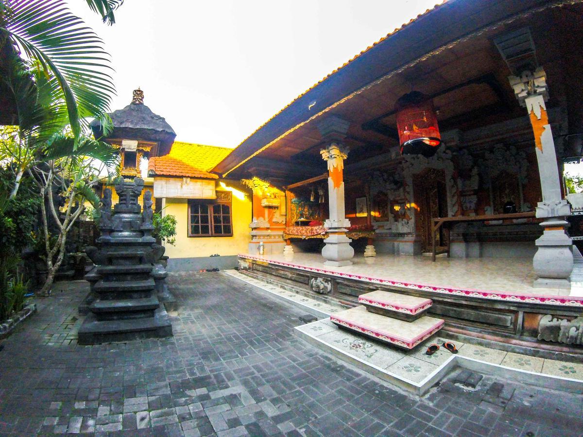 Leyeh Leyeh Homestay Canggu Esterno foto